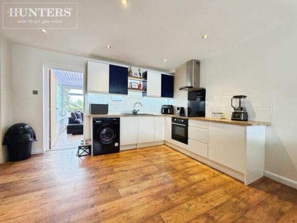 3 bed Semi-Detached for sale Image 5