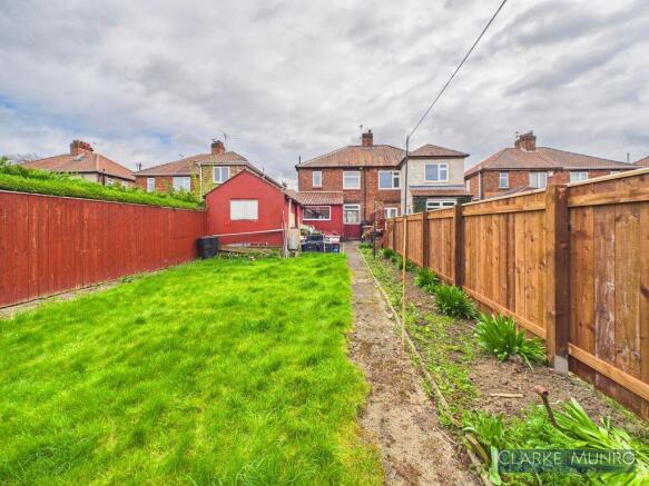 3 bed Semi-Detached for sale Image 11