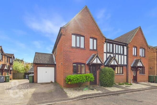 2-bed terraced on Seaforth Drive, Taverham, Norwich, £230,000