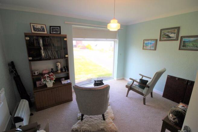 Study/bedroom 4