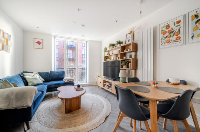 1401392-5-697c7af...