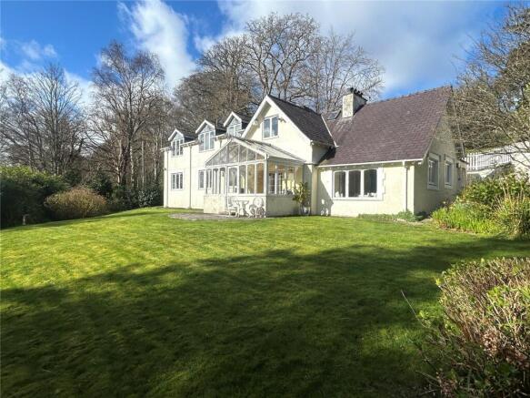 Glyn Garth, Menai Bridge, Sir Ynys Mon, LL59 photo 2