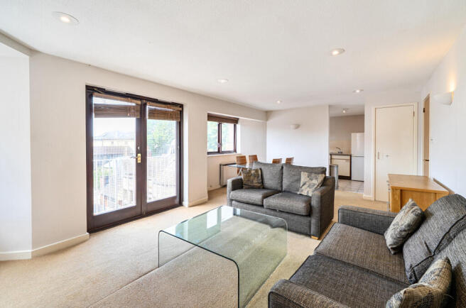 Sitting/Dining Room