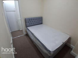8, Dobson Place, Beeston, Leeds LS11 5PG