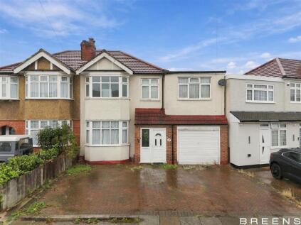 Eastbury Avenue, Enfield