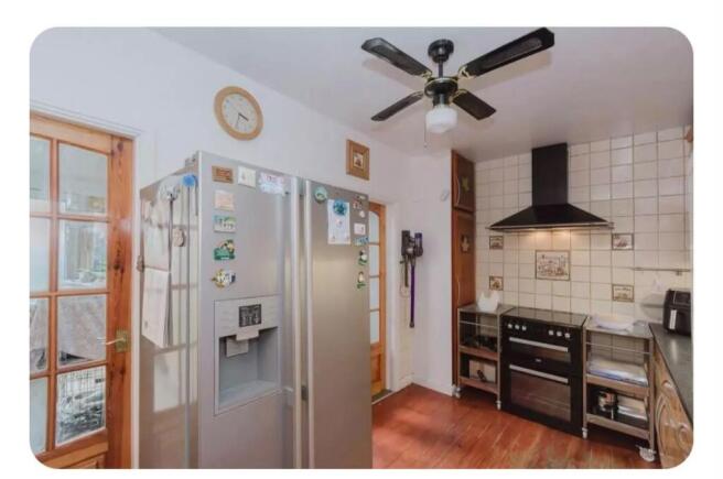 2 bed Terraced for sale Image 11