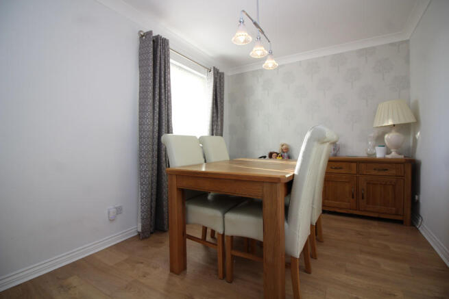 Dining room/Bedroom 