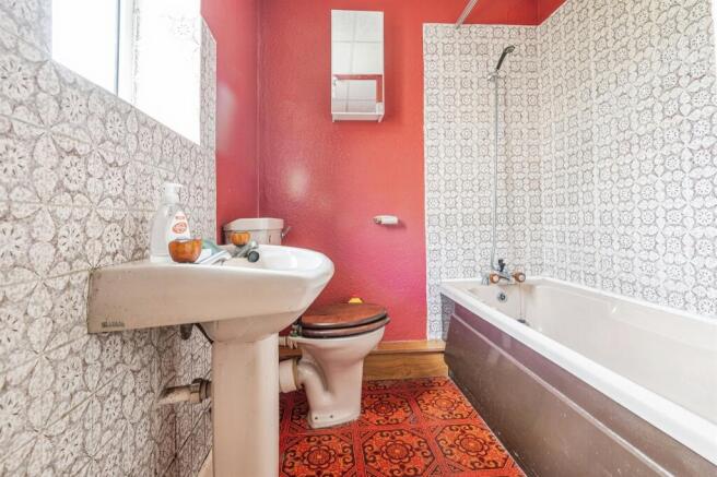 2 bed Terraced for sale Image 7