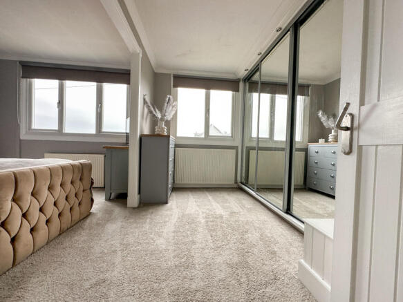 Dressing Room/Bedroom