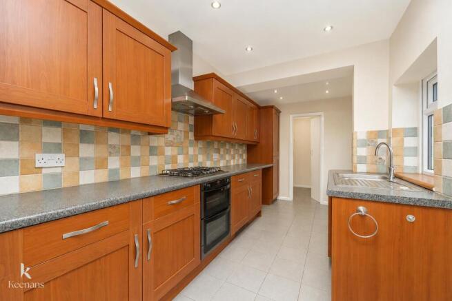 3 bed Terraced for sale Image 11