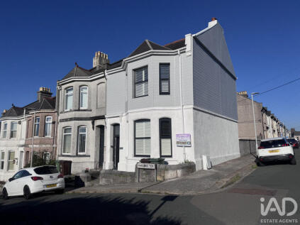 Hargood Terrace, Stoke, Plymouth, Devon, PL2 Beautiful Family Home in Stoke
