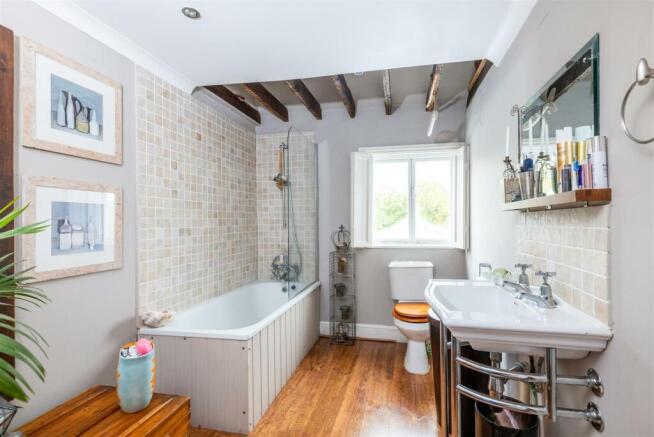 LE 57 Priory Street BN7 1HJ-8.jpg