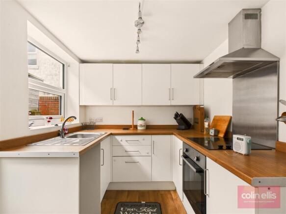 2 bed Terraced for sale Image 6