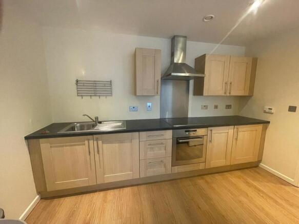 1 bed Flat to rent Image 4