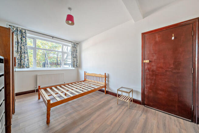 1493706-6-6a5504b...
