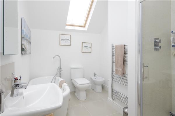 ENSUITE
