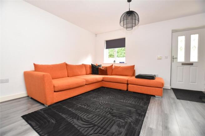 3 bed Terraced for sale Image 4