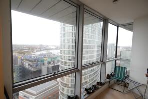 Apartment 2206, Charrington Tower, Biscayne Avenue, London E14 9BF