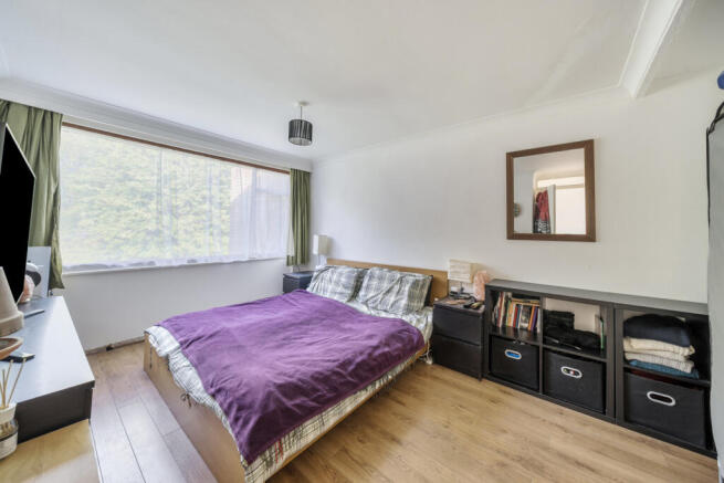 1357343-12-68d264...