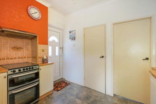 3 bed Semi-Detached for sale Image 8