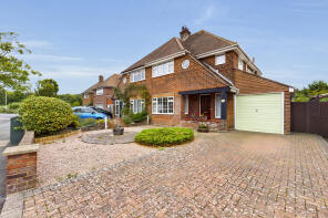102, Surrenden Road, Folkestone CT19 4AQ