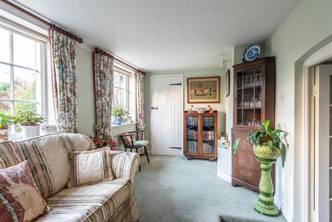 GARDEN ROOM