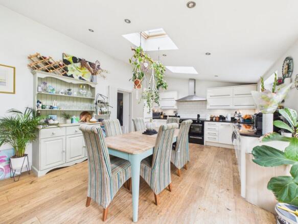 Kitchen/Breakfast