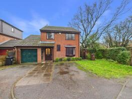 The Acorns, Cutbush Lane, Reading RG6 4UU