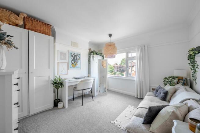 4 bed Semi-Detached for sale Image 9