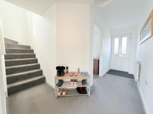 5 bed Detached for sale Image 11