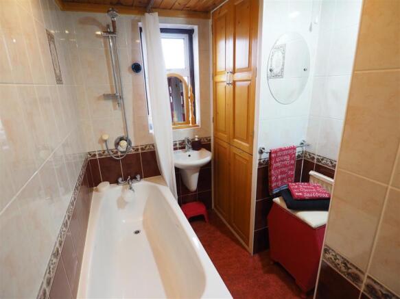Bathroom 937