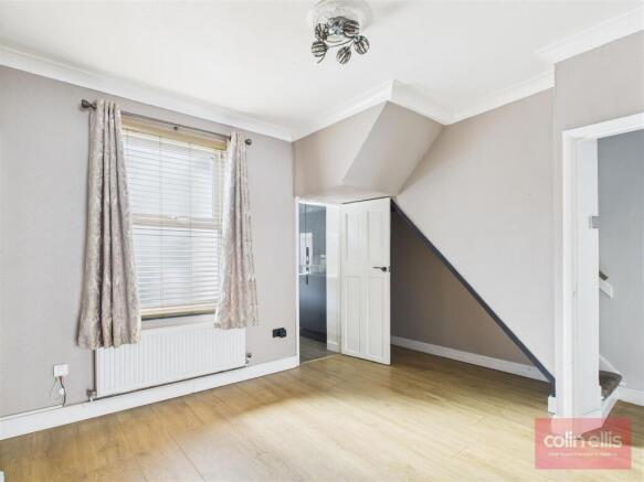 4 bed Terraced for sale Image 4
