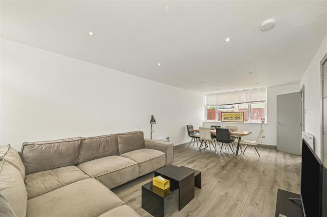 Living Room 2 .JPG