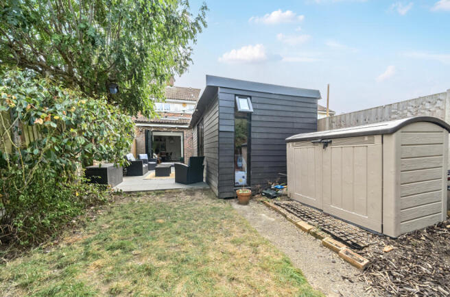 1344648-19-68a867...