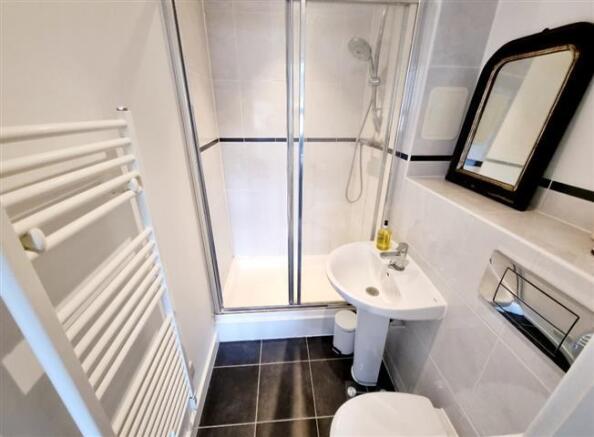En-suite Bathroom