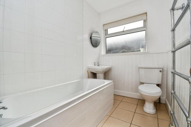 2 bed Terraced for sale Image 7