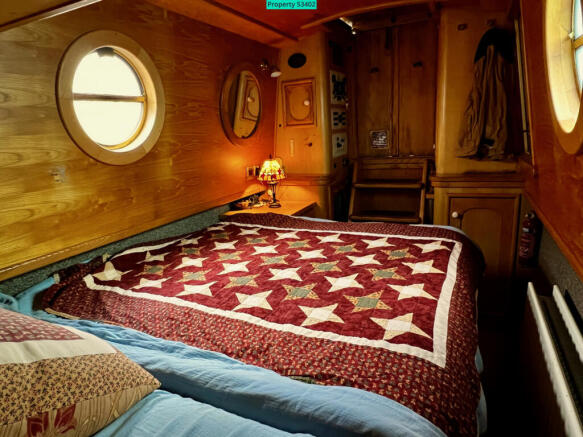 Main bedroom with full size double bed.