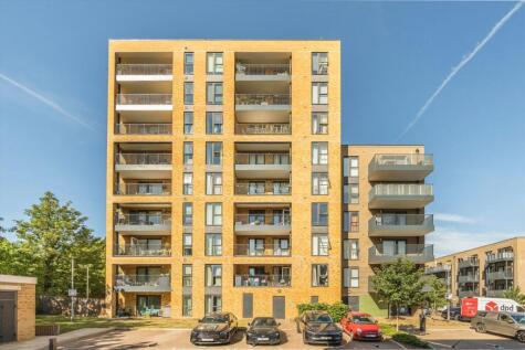 Bowen Drive, Charlton