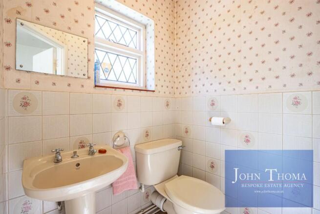 Barnaby Way, Chigwell, Essex, IG7 photo 4