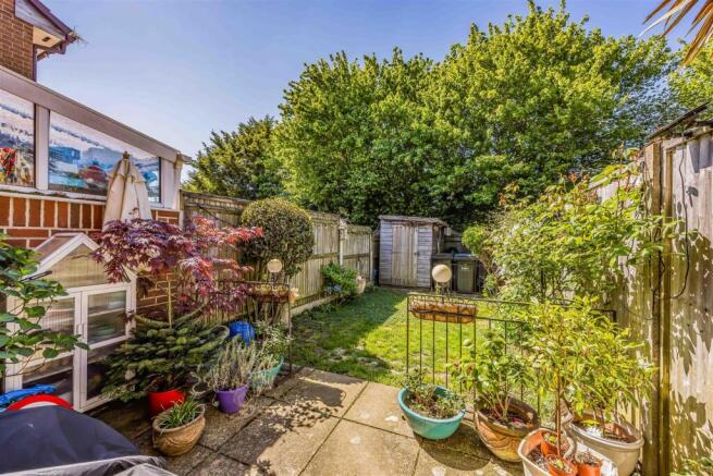 106 Fathoms Reach, Hayling Island-Small-PorticoMar