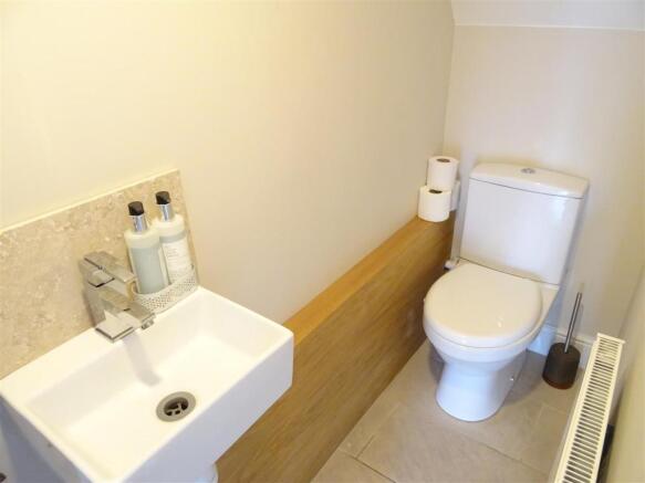 Cloakroom/WC