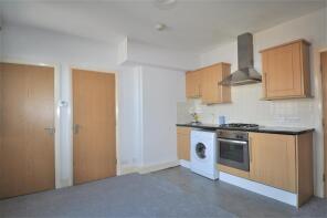 Flat 10, 28 Trinity House, Trinity Trees, Eastbourne BN21 3LH