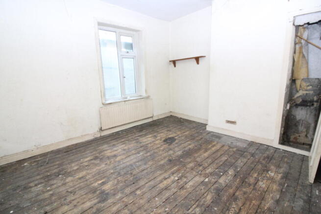 2 bed Terraced for sale Image 4