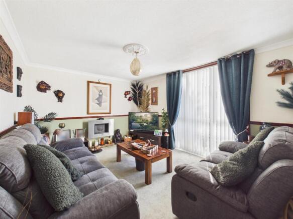 Lounge: