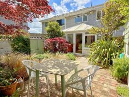 10, Portland Gardens, Falmouth TR11 2QT