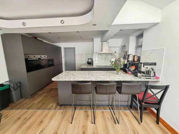 Kitchen/Living Room