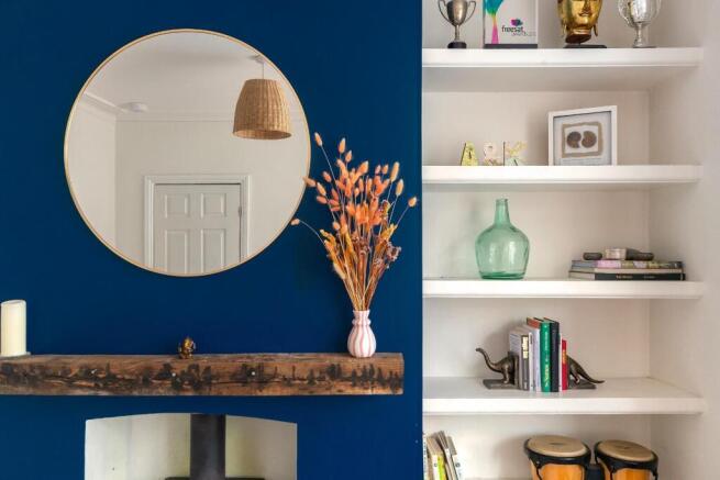 1S1RVP - Living Room A.jpg