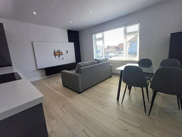 Lounge 1