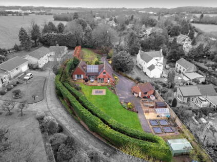 Holme Hall Lane, Stainton, Rotherham, S66 7RD