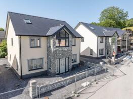 6, Pantglas, Carmarthen SA31 2AY